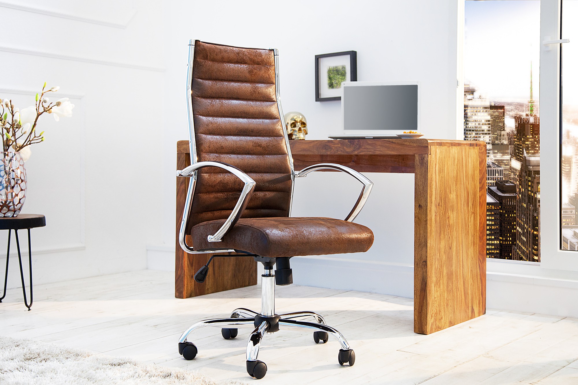 Levně Estila Moderní kancelářská židle Big Deal v hnědé antické barvě s kovovou konstrukcí a nastavitelnou výškou 107-117cm