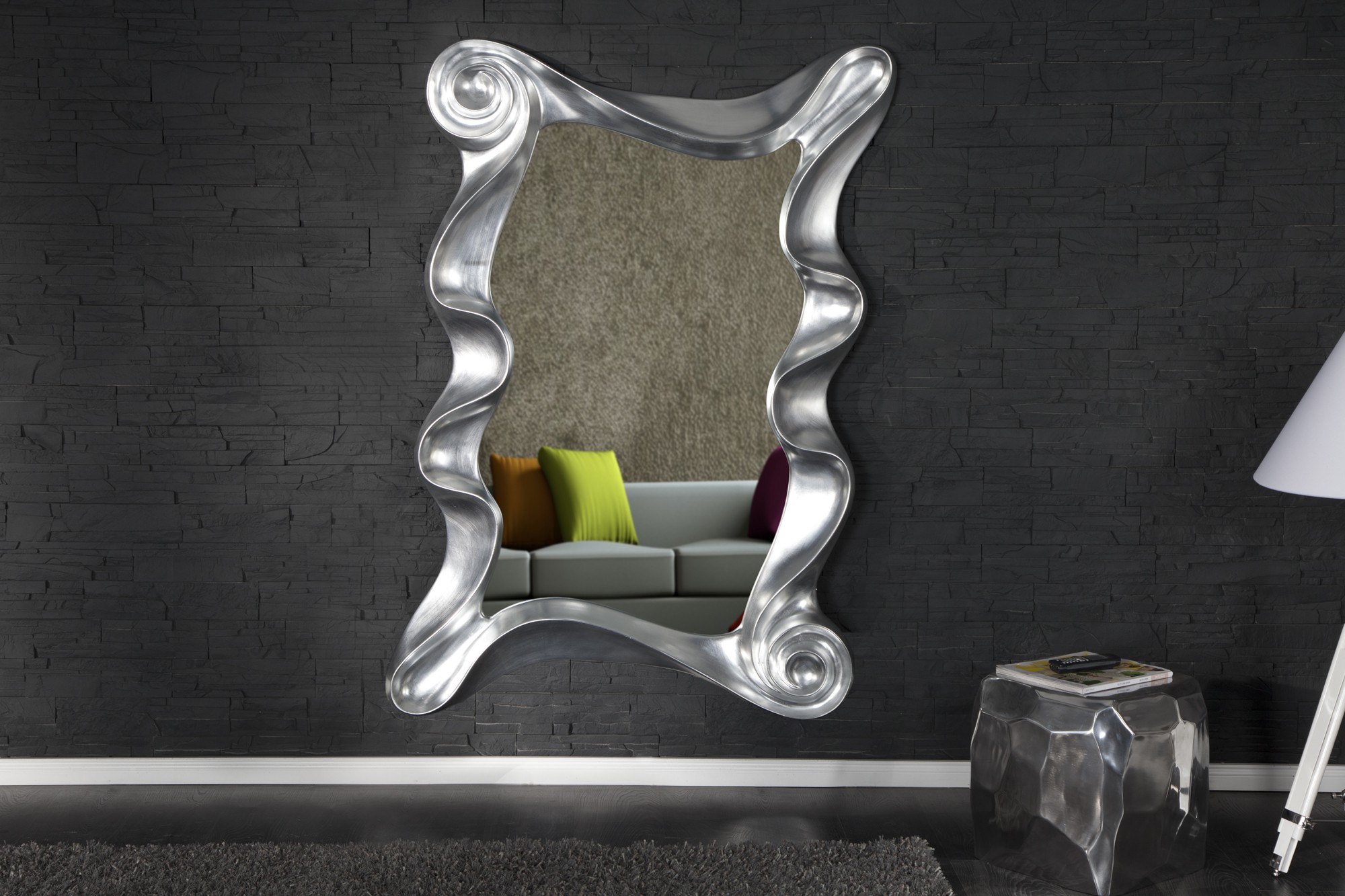 Levně Estila Designové nástěnné zrcadlo Alice stříbrné 160cm