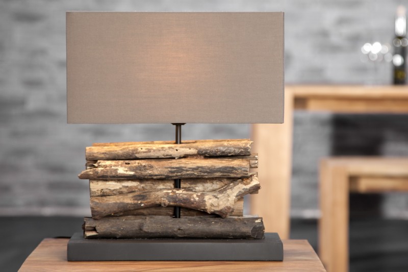 Estila Designová stolní lampa z naplaveného dřeva