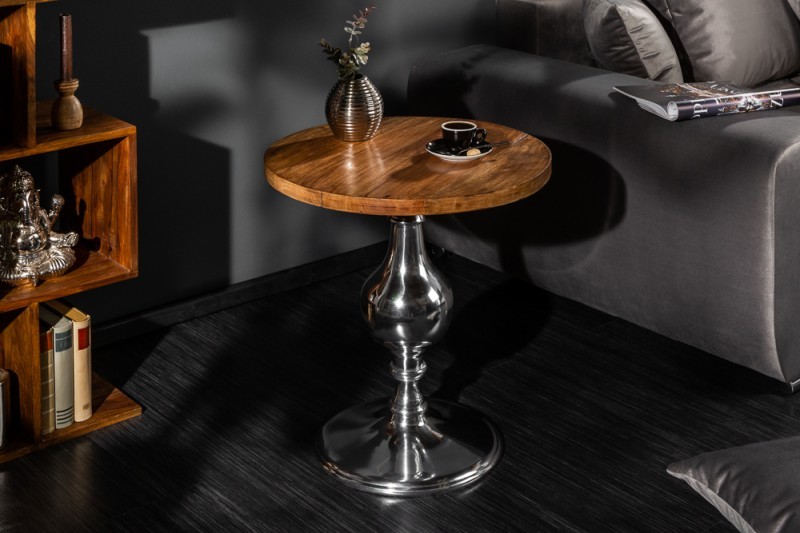 Levně Estila Kulatý příruční designový stolek z masivu Tyne 60cm