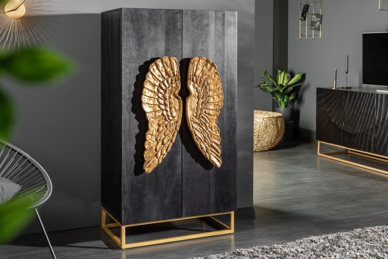 Levně Estila Art-deco šatní skříň Seraphic s andělskými křídly z masivního dřeva 140cm