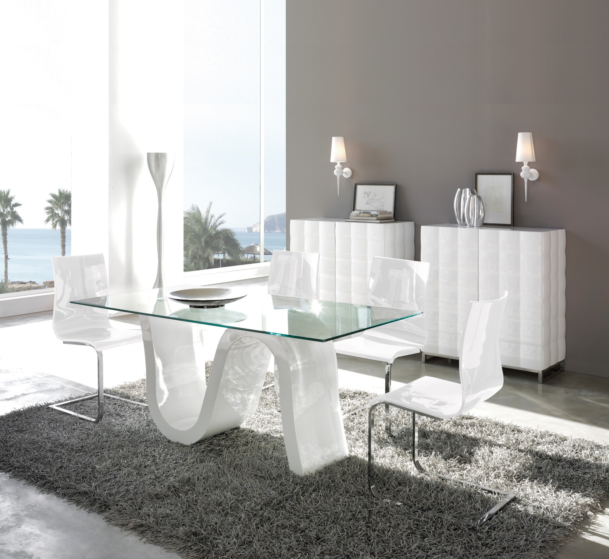 Levně Estila Designový skleněný jídelní stůl Oleada s bílou vlněnou podnoží 180 cm