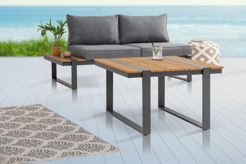 Estila Industriální designový zahradní stolek Acostado čtvercového tvaru ze dřeva hnědé barvy s šedými kovovými nohami 80cm