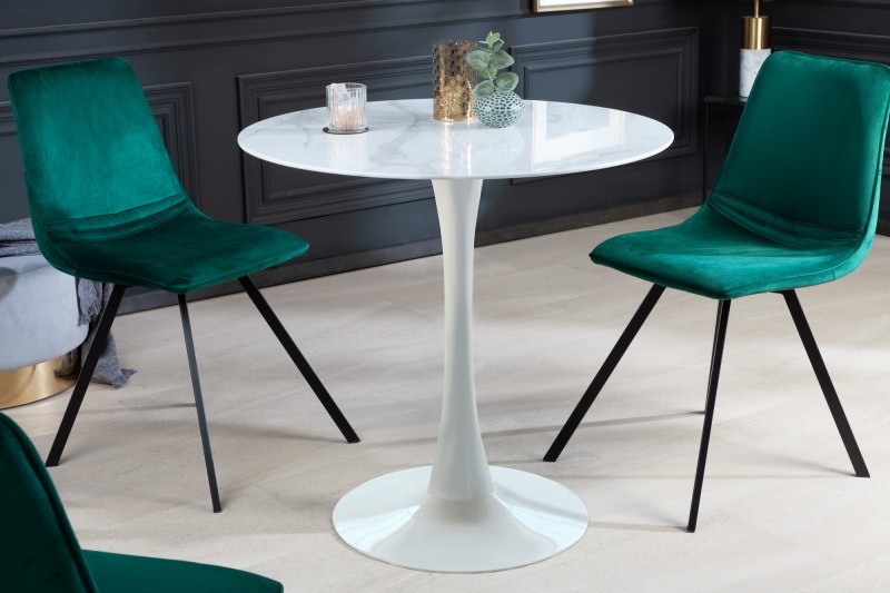 Estila Moderní kulatý jídelní stůl Velma v bílé barvě s mramorovou povrchovou deskou a kovovou podstavou 80cm
