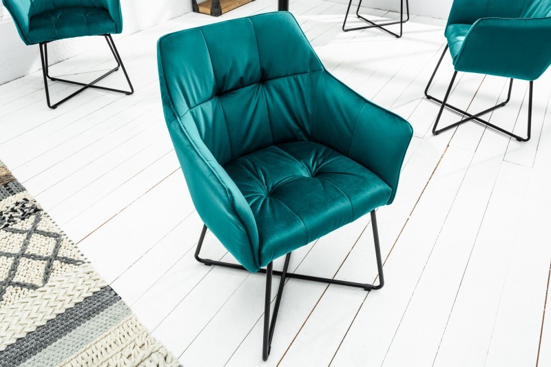 Levně Estila Moderní jídelní židle Amala se sametovým tyrkysovým čalouněním a černou kovovou podstavou 83cm