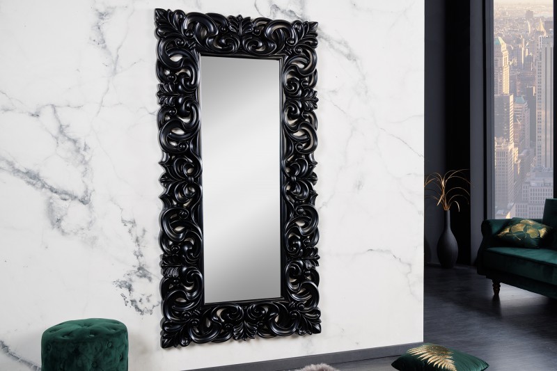 Levně Estila Luxusní nástěnné zrcadlo Muriel obdélníkového tvaru s vyřezávaným rámem v matné černé barvě 180cm