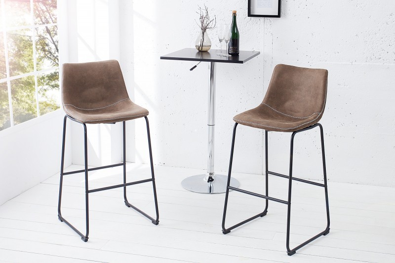 Levně Estila Industriální barová židle Laner s hnědým čalouněním na černých kovových nožičkách 100cm