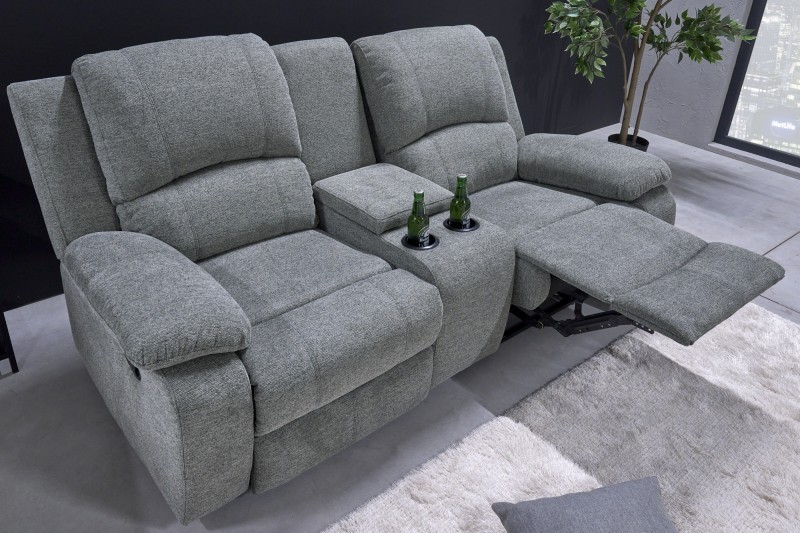 Estila Moderní polohovatelná dvojitá kinosedačka Phoenix s šedým textilním čalouněním s úložným prostorem a držáky na sklenice 187cm