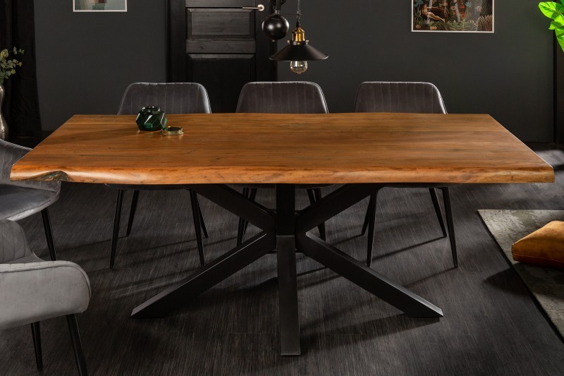 Levně Estila Industriální masivní jídelní stůl Mammut z akáciového dřeva hnědé barvy s černýma kovovými nohama 180cm