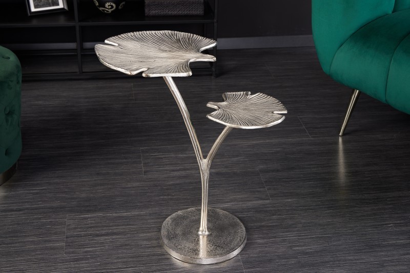 Levně Estila Art-deco stříbrný příruční stolek Ginko se dvěma deskami ve tvaru listu kovový 56cm