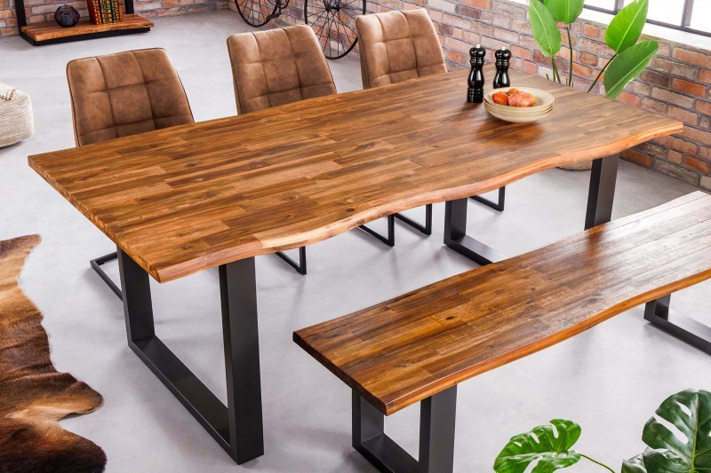 Levně Estila Industriální obdélníkový jídelní stůl Marron Miel z masivního dřeva s černými kovovými nožičkami hnědý 180cm