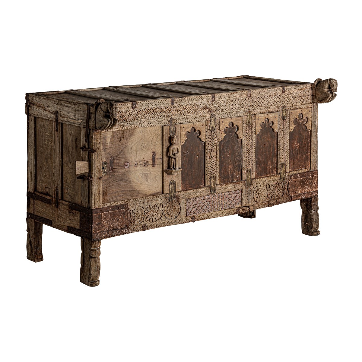 Estila Luxusní orientální konzole Salmee z masivního dřeva přírodní hnědé barvy s bohatým vyřezávaným zdobením 168cm