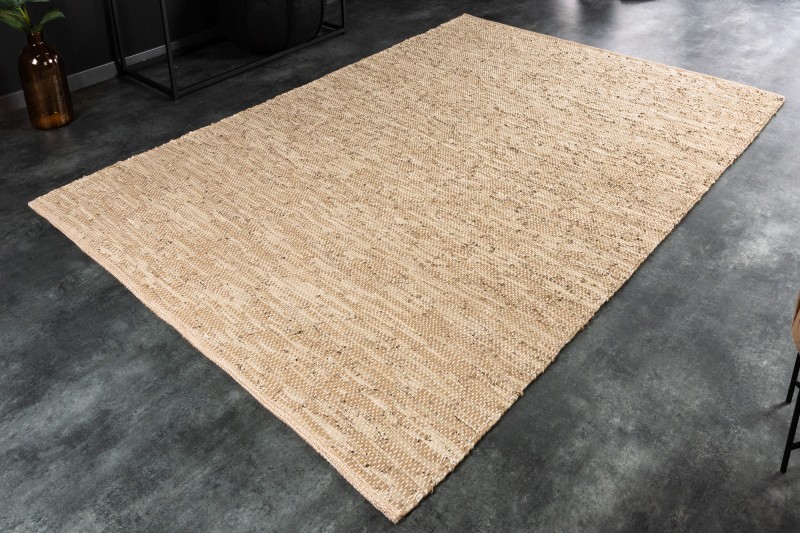 Estila Moderní béžový obdélníkový koberec Rhys s krátkým vlasem a jemným strukturovaným zdobením 230cm