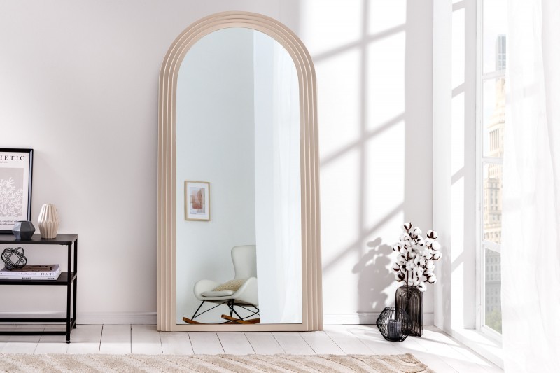Levně Estila Art deco designové zrcadlo Swan obloukového tvaru s béžovým kaskádovým rámem 160cm