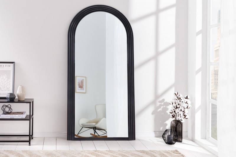 Estila Art deco designové zrcadlo Swan obloukového tvaru s černým kaskádovým rámem 160cm