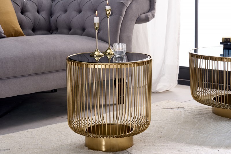 Levně Estila Art deco designový konferenční stolek Esme se zlatou konstrukcí a kulatou černou deskou ze skla 40cm