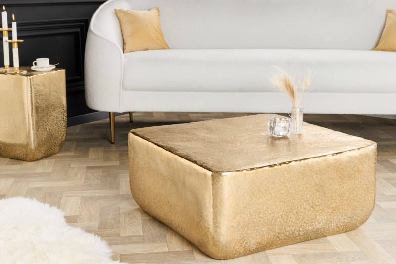 Levně Estila Designový konferenční stolek Tepanya z kovu zlatý 70cm