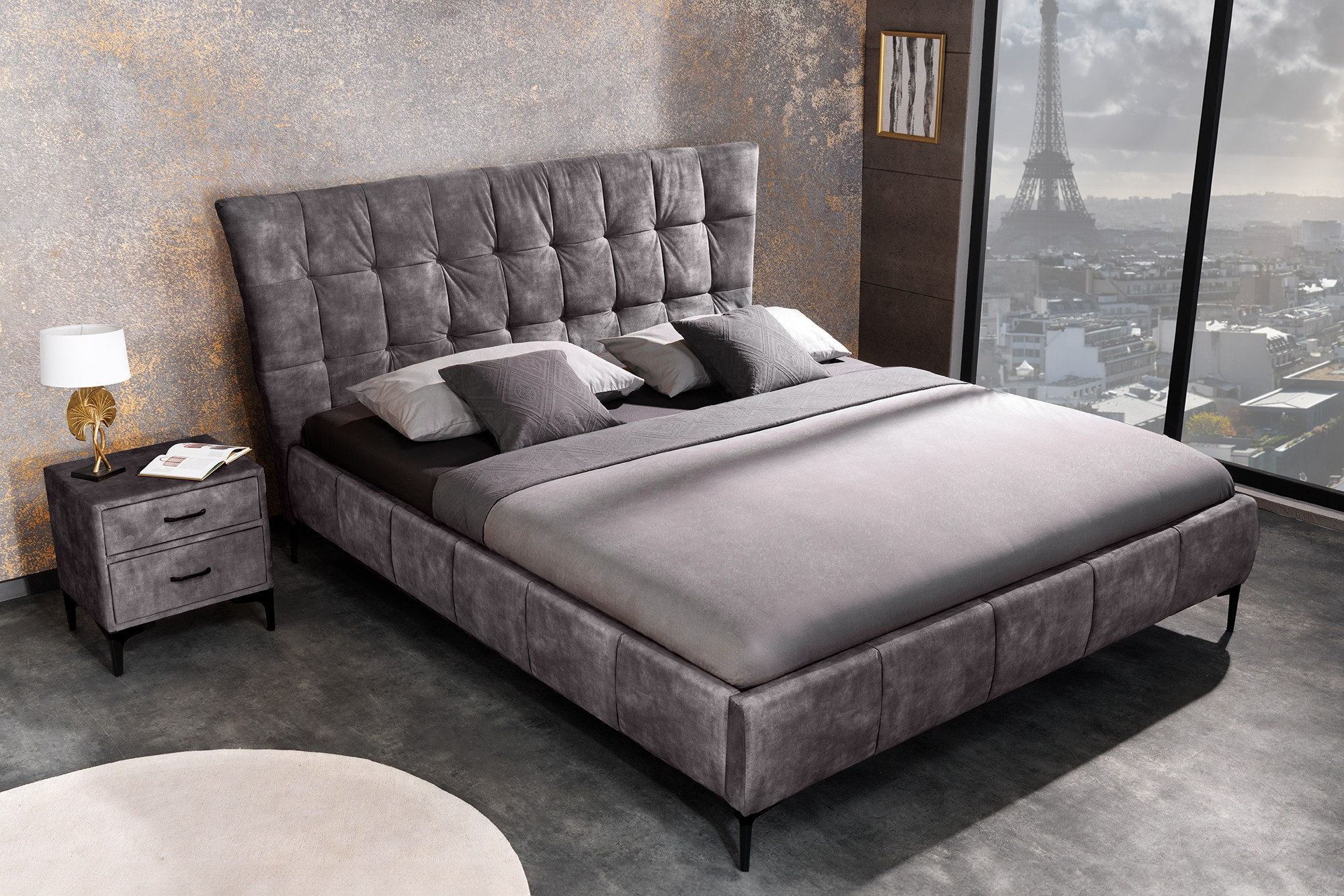 Estila Designová manželská postel Velouria se sametovým čalouněním ve stylu Chesterfield tmavě šedá 160 cm
