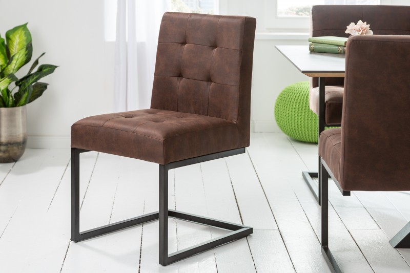 Estila Designová hnědá čalouněná jídelní židle Vesoul s kovovou konstrukcí 86cm