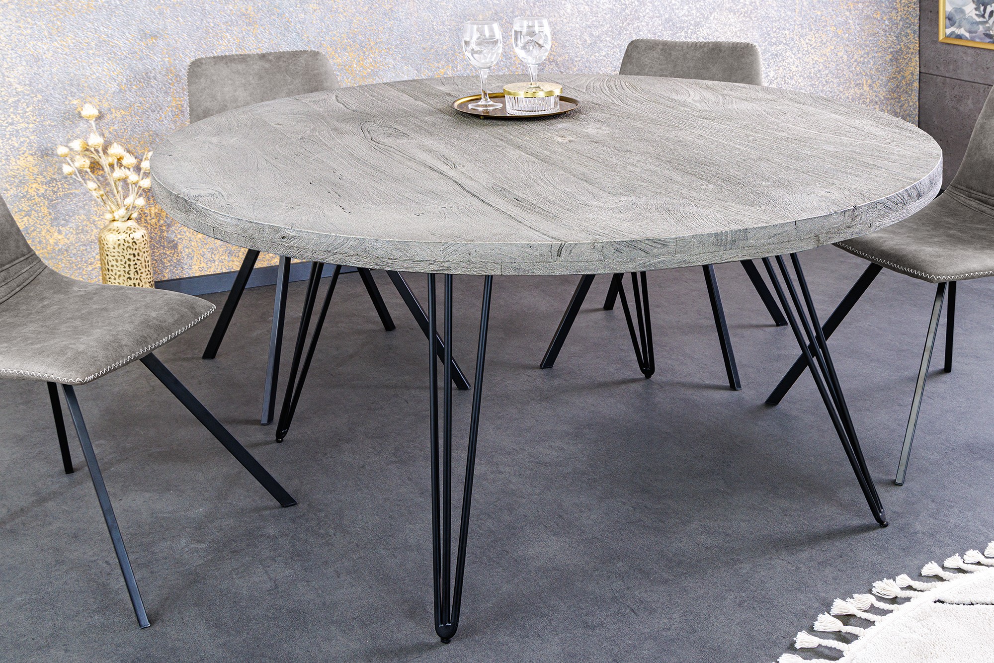 Estila Industriální kulatý jídelní stůl Moonlight s vrchní deskou z mangového masivu ve světlém šedém zpracování 120 cm