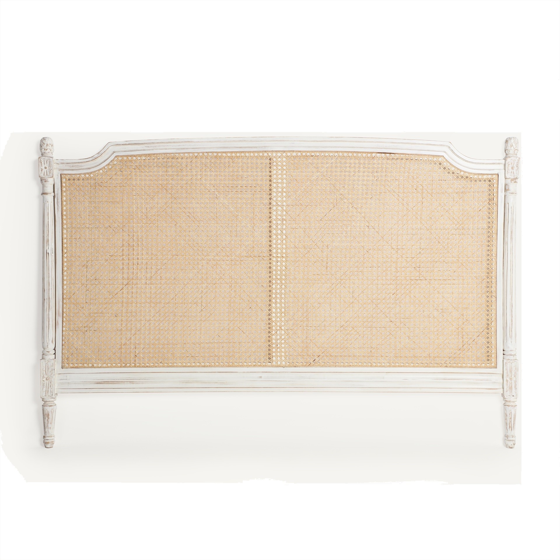Estila Luxusní vintage bílo béžové čelo postele Vinny s vyřezávaným zdobením a vídeňským ratanovým výpletem 190 cm