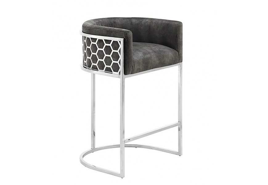 Glamour barová židle Arienda s šedým sametovým potahem a chromovou konstrukcí se šestiúhelníkovým vzorem medového plastu