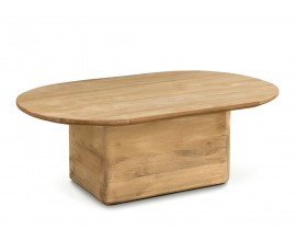 Luxusní moderní konferenční stolek Riga z masivního teakového dřeva ve světle hnědé barvě s přirozenou kresbou letokruhů s oválnou vrchní deskou a mohutnou hranatou nohou se zaoblenými rohy
