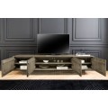 Masivní art deco TV stolek Sonia se čtyřmi dvířky s geometrickým vyřezávaným zdobením v šedé barvě 200 cm