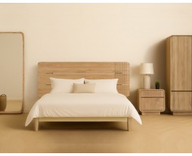 Luxusní retro ložnicová sestava Riga z masivního teakového dřeva ve světle hnědé barvě s minimalistickým lineárním zdobením