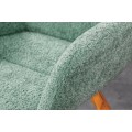Designov&aacute; zelen&aacute; boucl&eacute; j&iacute;deln&iacute; židle Gothenborg s n&iacute;zk&yacute;mi bočn&iacute;mi opěrkami a dubov&yacute;mi nožičkami 85 cm