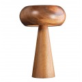 Moderní stylová kulatá noční stolní lampa Fungi z masivního akáciového dřeva v hnědém odstínu s dřevěným oblým stínítkem a stabilní kuželovou nohou ve tvaru houby