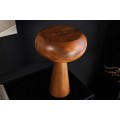 Designov&aacute; kulat&aacute; masivn&iacute; stoln&iacute; lampa Fungi z ak&aacute;ciov&eacute;ho dřeva v hněd&eacute; barvě s obl&yacute;m st&iacute;n&iacute;tkem a kuželovou podstavou 37 cm