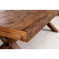 Venkovský vintage obdélníkový jídelní stůl Sawyer s překříženýma nohama v rustikálním tmavém hnědém provedení 210 cm