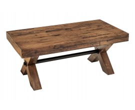 Masivní vintage konferenční stolek Sawyer s obdélníkovou vrchní deskou se dvěma nohama ve tvaru X s výraznou rustikální strukturou v tmavě hnědé barvě s kovovou spojnicí v černé barvě