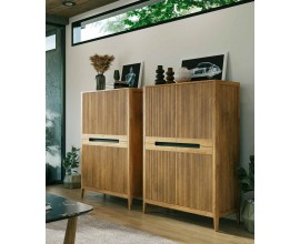 Luxusn&iacute; př&iacute;born&iacute;k Tallin s vroubkovan&yacute;mi dv&iacute;řky se dvěma skleněn&yacute;mi policemi 142 cm