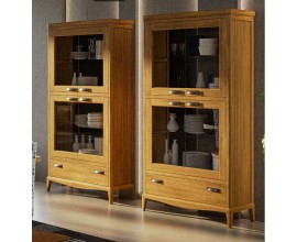 Luxusn&iacute; venkovsk&aacute; čtyřdveřov&aacute; vitr&iacute;na Quebec se skleněn&yacute;mi dv&iacute;řky a &scaron;upl&iacute;kem 199 cm