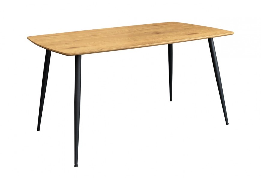 Stylový industriální jídelní stůl Maison v obdélníkovém tvaru s oblými hranami s vrchní hnědou deskou z dubové dýhy a černými nožičkami z kovu