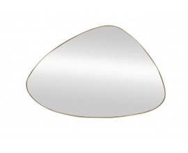 Stylov&eacute; art deco z&aacute;věsn&eacute; zrcadlo Junisa se zlat&yacute;m tenk&yacute;m r&aacute;mem v atypick&eacute;m troj&uacute;heln&iacute;kov&eacute;m tvaru s obl&yacute;mi rohy 85 cm