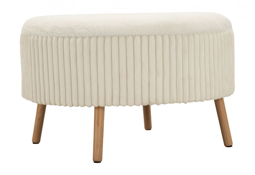 Škandinávska čalúnená taburetka Meer v okrouhlom tvare v bielej krémovej farbe s plyšovým poťahom s vrúbkovaním a úložným priestorom v čiernej farbe s vyosenými drevenými nožičkami