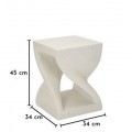 Modern&iacute; čtvercov&yacute; př&iacute;ručn&iacute; stolek Twist se zatočen&yacute;m designem s polic&iacute; v b&iacute;l&eacute;m kameninov&eacute;m proveden&iacute; 45 cm