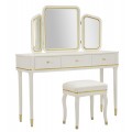 Klasick&yacute; obd&eacute;ln&iacute;kov&yacute; toaletn&iacute; stolek Isabelle s taburetkou v b&iacute;l&eacute; barvě s kovov&yacute;mi detaily a třemi zrcadly 135 cm