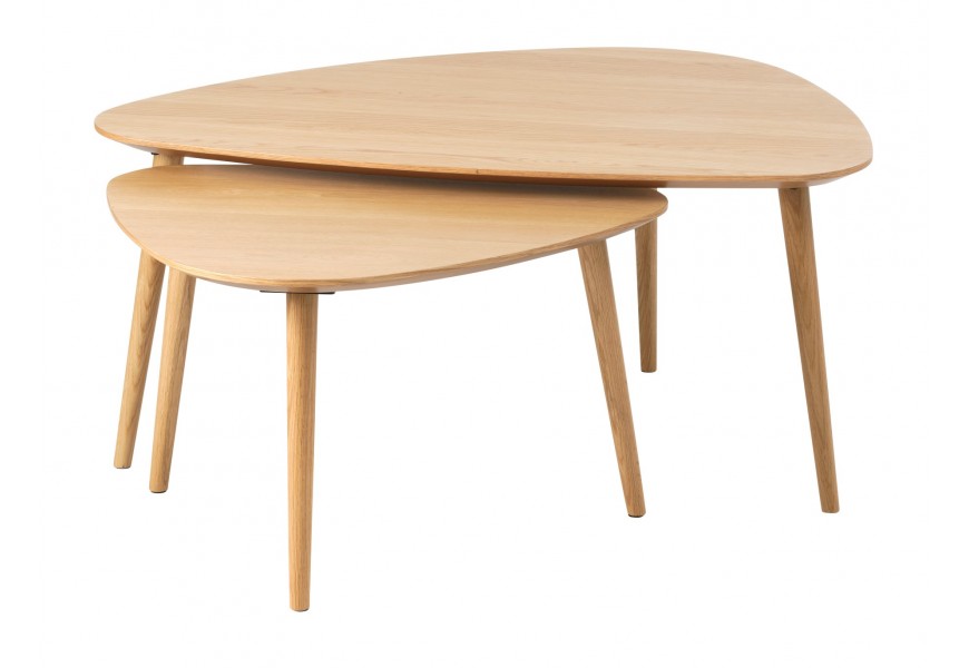 Skandinávská sada dvou konfekčních stolků Halia ve čtvercovém tvaru v hnědé barvě s dubovým vzhledem