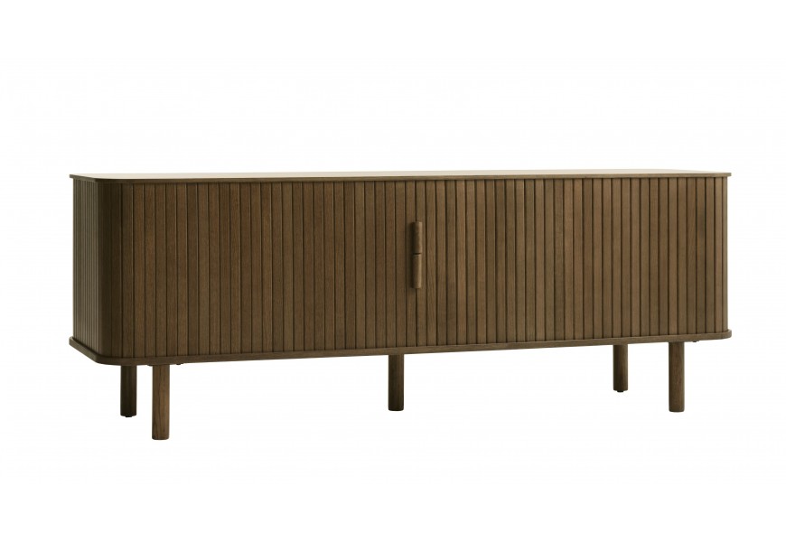 Skandinávský televizní stolek Elbe se dvěma posuvnými dvířky s vertikálními lamelami a pěti nožičkami se zaoblenými rohy v přírodní tmavě hnědé barvě s přiznanou strukturou dřeva