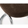 Modern&iacute; konzolov&aacute; j&iacute;deln&iacute; židle Kromo s lesklou chromovou konstrukc&iacute; a tmav&yacute;m hněd&yacute;m žinylkov&yacute;m potahem 48 cm