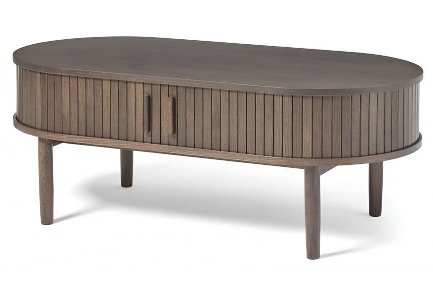 Skandinávský konferenční stolek Alborg v severském stylu v tmavě hnědé barvě s dubovým designem s oválnou vrchní deskou a úložným prostorem z dvojitými dvířky s lamelovým designem s válcovitými nožičkami