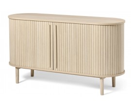 Skandin&aacute;vsk&yacute; ov&aacute;ln&yacute; dvoudveřov&yacute; př&iacute;born&iacute;k Alborg s lamelov&yacute;m designem ve světl&eacute;m hněd&eacute;m dubov&eacute;m proveden&iacute; 140 cm