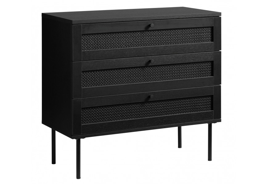 Moderní černá komoda Malmo se třemi šuplíky s fasádou s ratanovým výpletem s vídeňským vzorem s nožičkami a úchyty z kovu