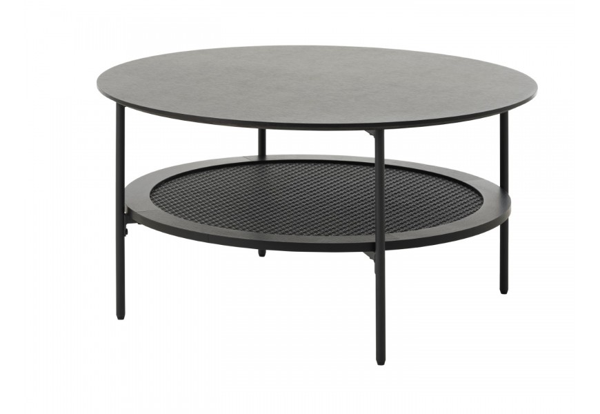 Retro kulatý konferenční stolek Malmo v černém provedení s hladkou vrchní deskou a policí s ratanovým výpletem s vídeňským vzorem se čtyřmi nohama z kovu válcovitého tvaru