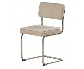 Retro chromov&aacute; j&iacute;deln&iacute; židle Bente s konzolovou konstrukc&iacute; z kovu s leskl&yacute;m povrchem s čalouněn&yacute;m sed&aacute;kem a opěradlem s potahem ze strukturovan&eacute; l&aacute;tky s mel&iacute;rovan&yacute;m efektem v p&iacute;skov&eacute; b&eacute;žov&eacute; barvě