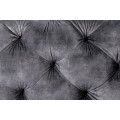 Luxusn&iacute; chesterfield křeslo Modern Barock v tmavě &scaron;ed&eacute; barvě se sametov&yacute;m potahem a stř&iacute;brn&yacute;mi nožičkami z kovu 120 cm
